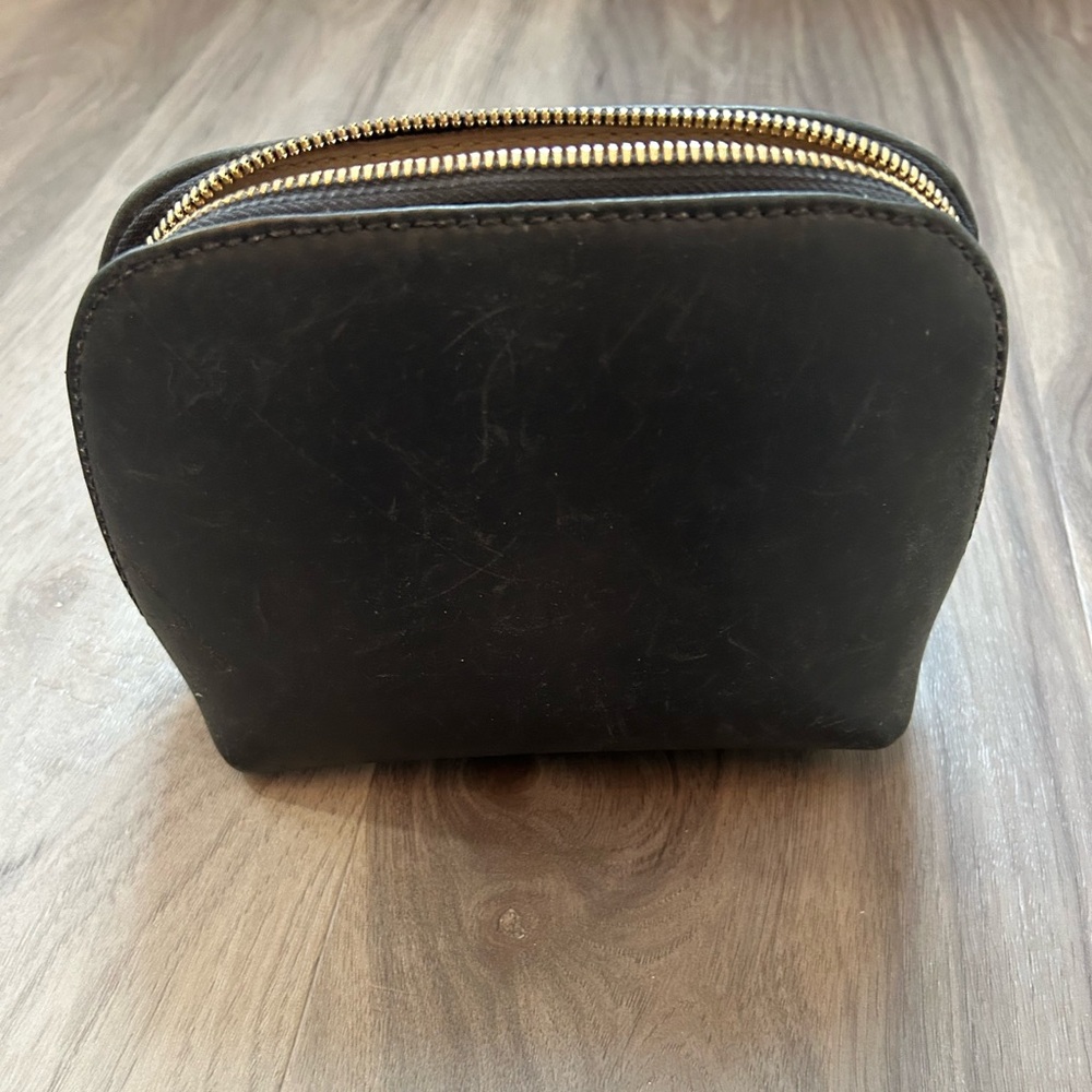 Parker Clay Black and Tan Leather Pouch